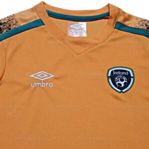Ireland Away Kids 22 23 Kids Football Kit (2)