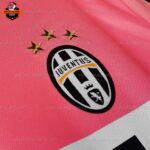 Retro Juventus Away Men Replica Football Shirt 2015/16