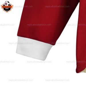 Manchester-United-Home-Long-Sleeve-06-077-5-Hand