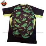 Real Madrid Green Training Men Replica Football Shirt 2024/25
