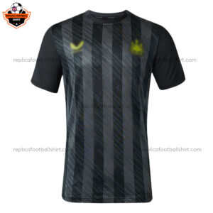 Newcastle Training Men Replica Football Shirt 2023/24 - Front View