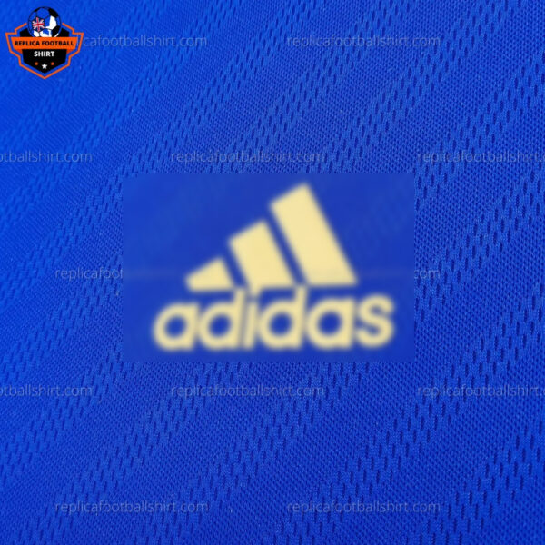 Retro Chelsea Home Men Replica Football Shirt 2012/13 Long Sleeve - Front Logo View (1)
