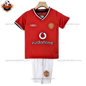 Manchester United Home Kid Replica Kit 00/01 - front
