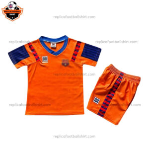 Retro Barcelona Away Kid Replica Football Kit 1991/92 - Front View