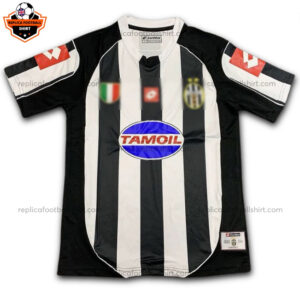 Retro Juventus Home Men Replica Football Shirt 2002/03 - Front View