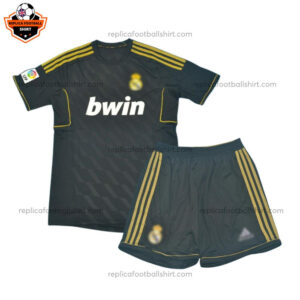 Retro Real Madrid Goalkeeper Kid Replica Football Kit 2011/12 - Front View