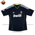 Retro Real Madrid Away Men Replica Football Shirt 2010/11