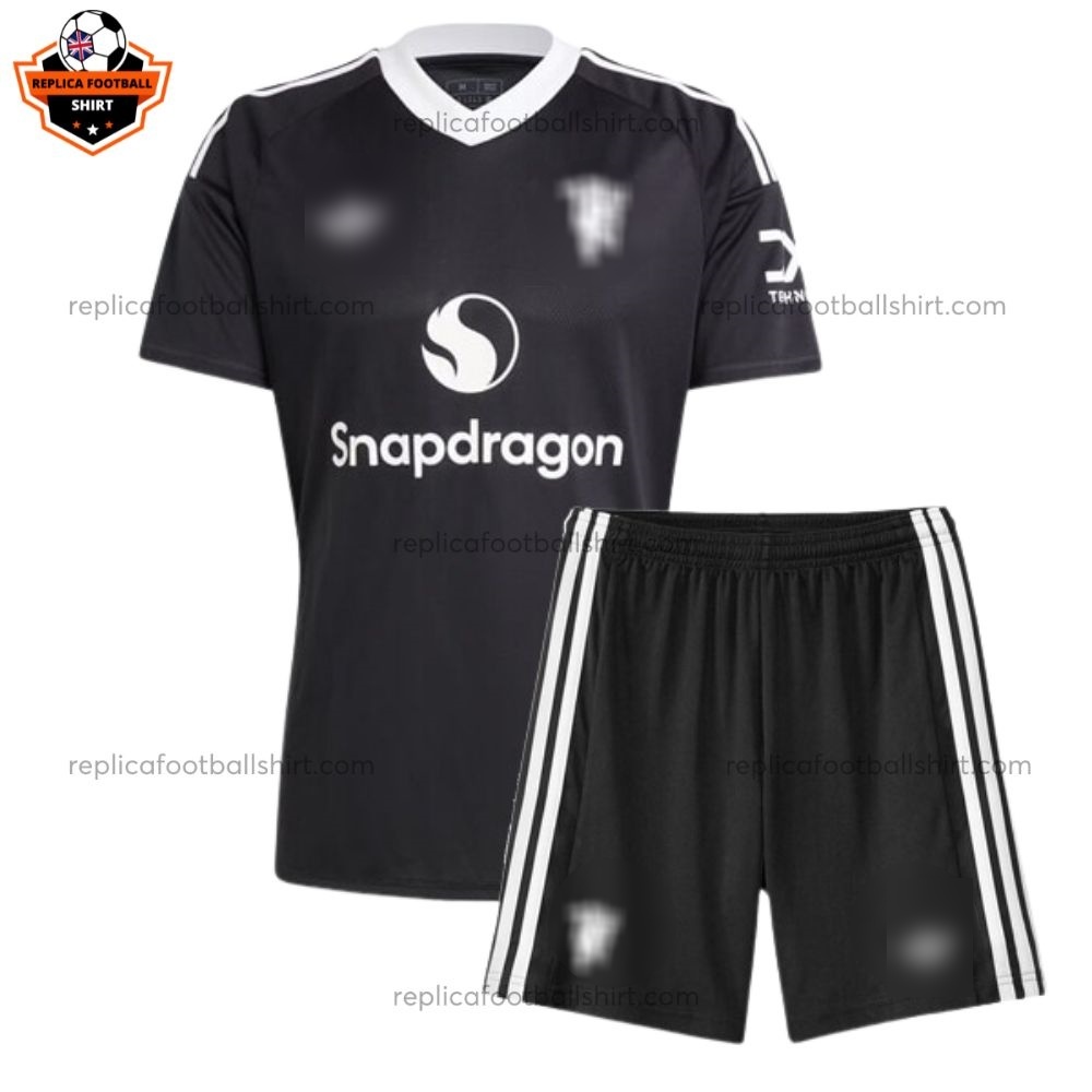 Manchester United Black Edition Kid Replica Football Kit 24/25 - Front View
