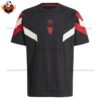 Manchester United Training Men Replica Football Shirt 24/25 - Front VIew