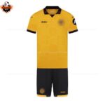 Wolves Home Kid Replica Football Kit 2025/26
