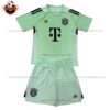 Bayern Munich Green Goalkeeper Kid Replica Football Kit 2025/26 Front View