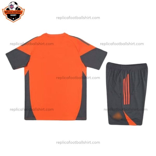 Bayern Munich Orange Pre Match Training Kid Replica Football Kit 2025/26 - Details (2)