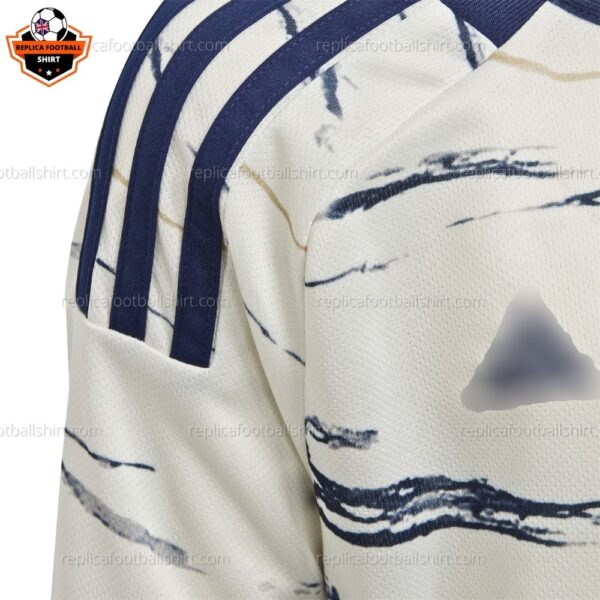 Italy Away Kids World Cup Replica Football Kit 2023 - Details (1)
