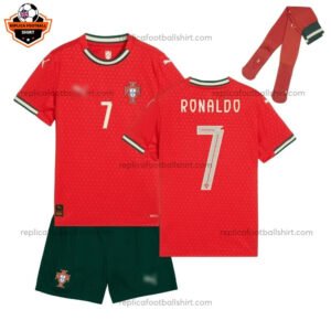 Portugal Home For Men and Kid Replica Football Kit 2025/26 RONALDO 7 - Front view - Blur