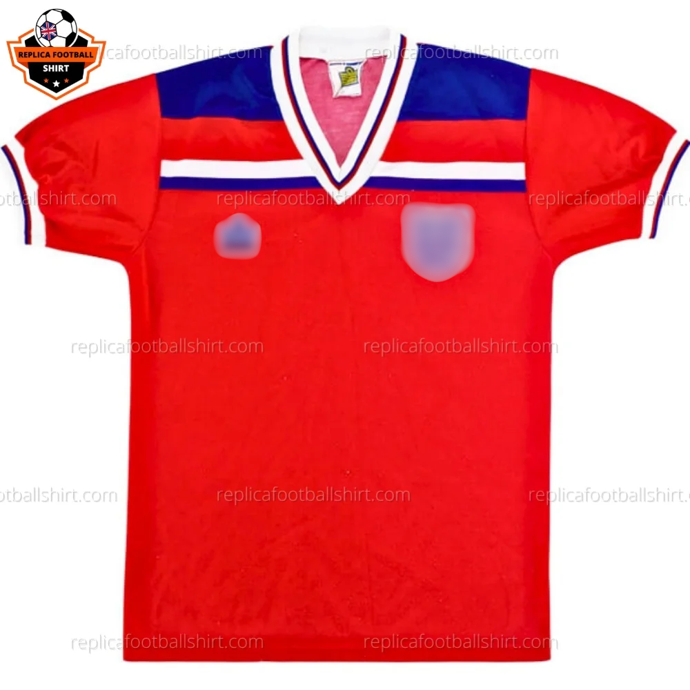 Retro England Away Replica Football Shirt 1980/1983 - front view - blur