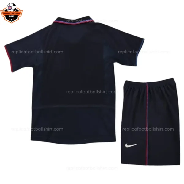 Retro Barcelona Home Kid Replica Football Kit 2002/03
