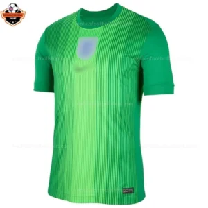 England Goalkeeper Men Replica Football Shirt 2025 - Front view